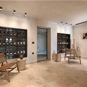 5 bedroom villa with indoor and outdoor pool in Chania town, sleeps 10